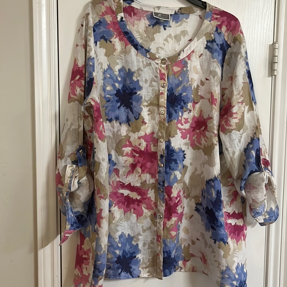JM Blouse size 18